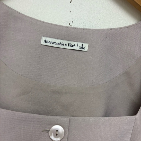 Abercrombie & Fitch Mara Tailored Vest - Picture 8 of 12